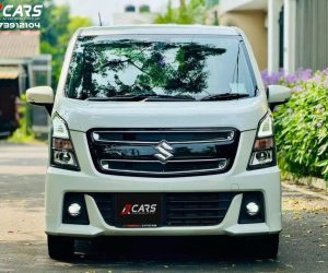 5 Seats 4 Doors Viyaparimoolai, Point Pedro 📍 Thirunelvely, Jaffna 📍